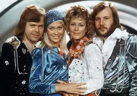VIDEO/Povestea uneia dintre cele mai ascultate piese de Revelion: Abba, Happy New Year. Videoclipul a fost filmat în apartamentul regizorului!