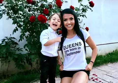 Cum își petrece Andreea Mantea timpul cu fiul ei în Turcia. David e în extaz | FOTO