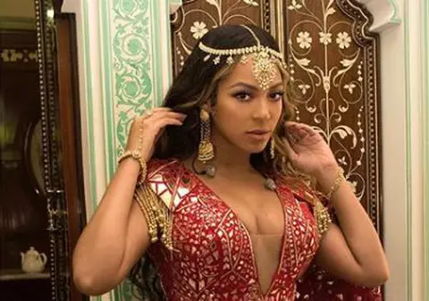 FOTO și VIDEO | Beyonce, apariție de senzație la nunta fiicei celui mai bogat om din India
