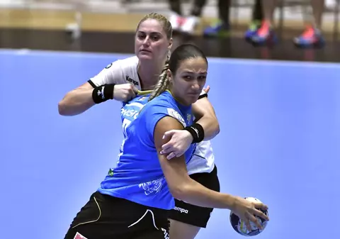 Cine este Bianca Bazaliu, jucătoarea convocată de urgență după accidentarea horror a Cristinei Neagu (GALERIE FOTO)