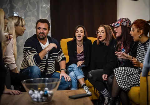 Sorana și Anca de la A.S.I.A. și Dan Bittman, vizită surpriză în casa X Factor | FOTO