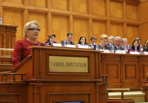 Viorica Dăncilă, la moţiunea de cenzură: Voi schimba oricâţi miniştri va fi nevoie, ca să facem ce e în programul de guvernare. Textul este profund neserios