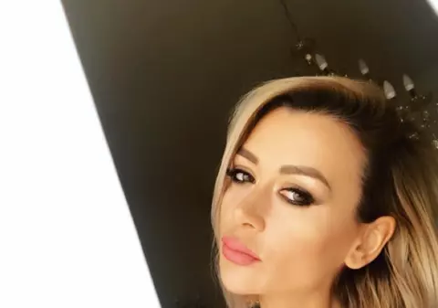 Denisa de la Bambi, fără inelul de logodnă. Ce a răspuns când a fost întrebată dacă s-a despărțit de iubit