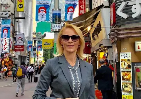Cât i-au costat pe bucureșteni deplasările Gabrielei Firea cu stafful ei în 2018. La Chișinău, Tallinn, Tokio și Madrid pe 69.000 de euro