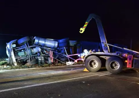 Un român, șofer de TIR, a fost acuzat că și-a ucis colegul care dormea în cabină