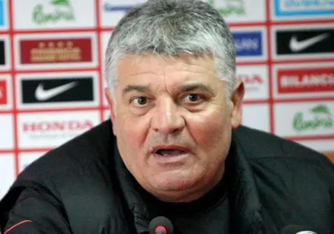 Tragedia pe care antrenorul Ioan Andone nu are cum să o uite vreodată. "Pancreatită a avut. A murit la o lună după ce m-am întors"