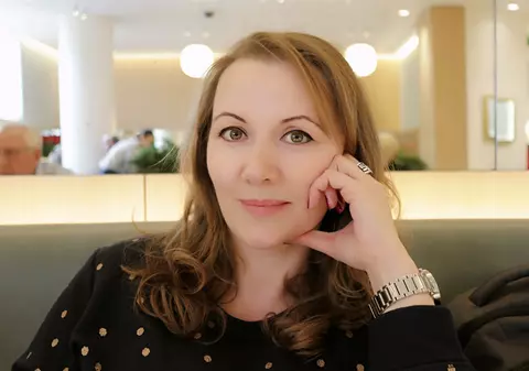 Povestea tristă a unei vânzătoare dintr-o benzinărie care a fost batjocorită de doi clienți. Ce s-a întâmplat cu ea după un timp. Irina Binder a făcut public totul