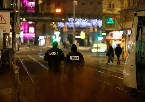 Mai mulți eurodeputați români, blocați în Parlamentul European din cauza atacului de la Strasbourg