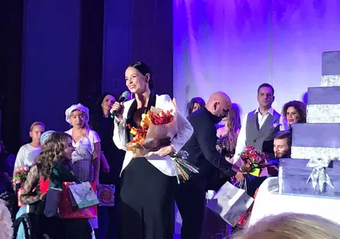 Fotografiile de familie pe care Andreea Marin nu le-a mai făcut publice niciodată. Violeta, alături de fata surorii vedetei