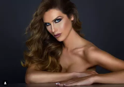 GALERIE FOTO | Cum arată prima femeie transsexual care a ajuns la Miss Univers! Angela Ponce a scris istorie la concursul de frumusețe