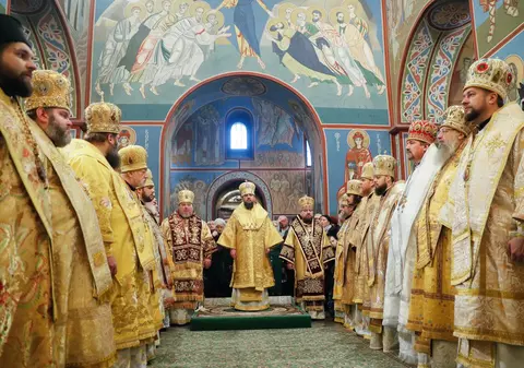 Ucraina și-a creat o biserica independentă de Moscova
