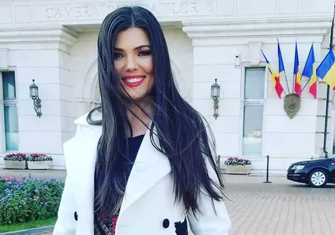 Surpriză pentru Paula Seling. "Și-a amintit că e și ziua mea, de Crăciun"