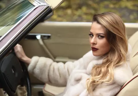 Roxana Nemeș, melodie de dragoste în prag de sărbători. “E o piesă în care îmi cânt iubirea!"