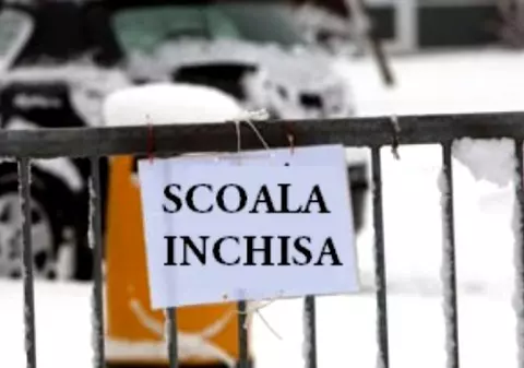 DSP București extinde ancheta la școala unde a fost depistată noua tulpină de coronavirus. Au fost recoltate încă 11 probe