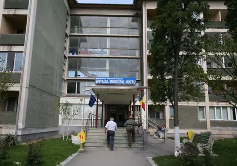 Acuzații grave la adresa unui medic de la Spitalul din Motru. A ținut un bărbat cu degerături trei zile, fără a fi operat. Fostul miner a murit