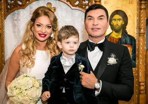 Ce nume a ales Valentina Pelinel pentru gemene. Vedeta a avut prima apariție la tv, după 5 ani
