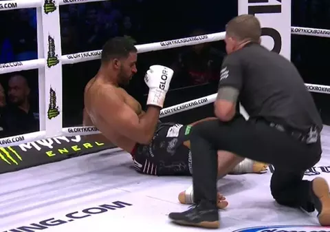 VIDEO / Benny Adegbuyi, făcut KO în finala Glory 62 de la Rotterdam. A ratat potul de 100.000 de euro