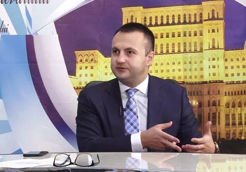 ALDE îl critică dur pe Klaus Iohannis: "A intrat în logica de campanie, nu se ridică la nivelul funcției pe care o ocupă"