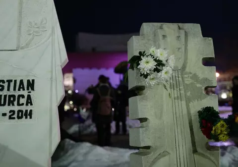 8 ani de la moartea lui Cristian Pațurcă. Autorul "Imnului Golanilor" a fost comemorat în Capitală | FOTO & VIDEO