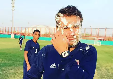 Adrian Mutu a fost sărbătorit cu tort la Al Wahda. Antrenorul a fost bătut cu frișcă de jucători | GALERIE FOTO&VIDEO