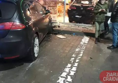 FOTO & VIDEO / Accident grav, noaptea trecută, într-o benzinărie din Craiova. Un client a fost rănit