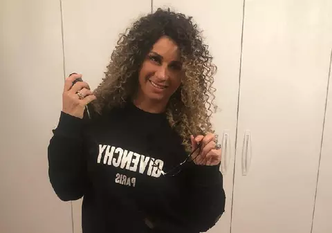 Anamaria Prodan a început procedura de înfrumusețare. “Stai să vezi, că mă înțep peste tot“