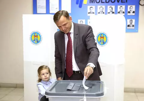 Confuzie pe listele electorale: Andrei Năstase îl va avea contracandidat pe Andrei Nastas la alegerile din Chișinău