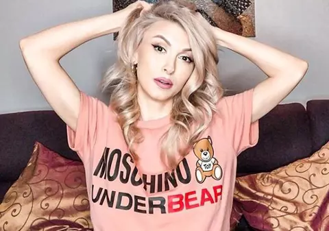 Cum arată Andreea Bălan însărcinată în 32 de săptămâni. Și-a etalat burtica de gravidă