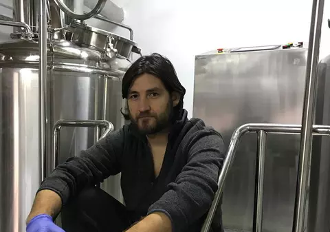 GALERIE FOTO / Un fost fotbalist român a dat lovitura cu o afacere inspirată de...câinele său! Totul a pornit ca un experiment