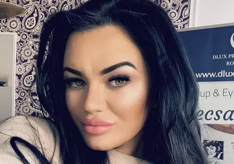 Carmen de la Sălciua a ajuns numărul 1 pe Youtube, în doar 12 ore. Cu ce piesă a dat lovitura