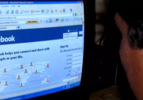 Anul acesta, Facebook introduce noi reguli în anumite țări. "Continuăm să ne urmărim obiectivele"