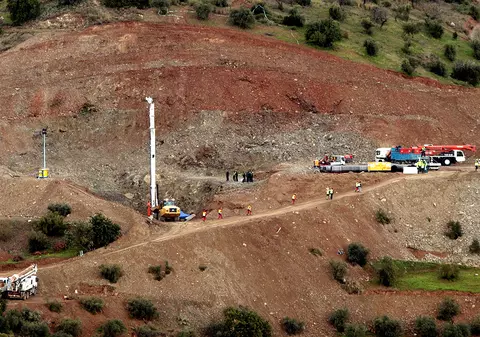 Operațiunea de salvare a micului Julen. O eroare de calcul îi obligă pe salvatorii spanioli să sape din nou tunelul