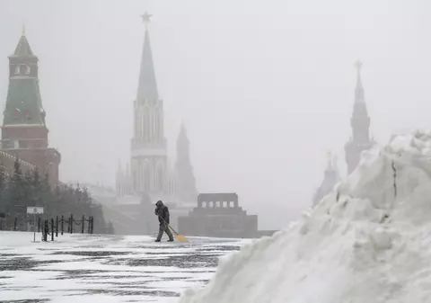 Moscova, afectată de cea mai puternică furtună de zăpadă din ultimii 70 de ani / GALERIE FOTO