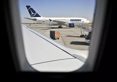 Probleme tehnice la o aeronavă TAROM care urma să decoleze de pe Otopeni