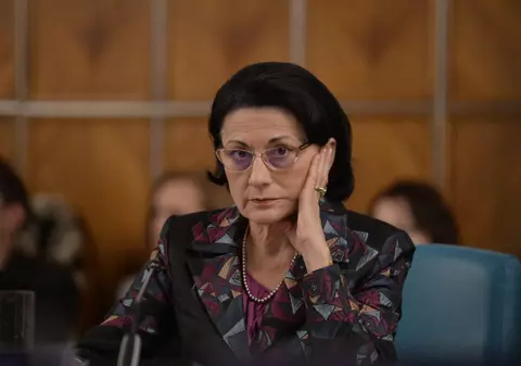 OPINIE / "Mai multe grădinițe decât copii. Evidența Educației". Un editorial dur împotriva ministrului Ecaterina Andronescu