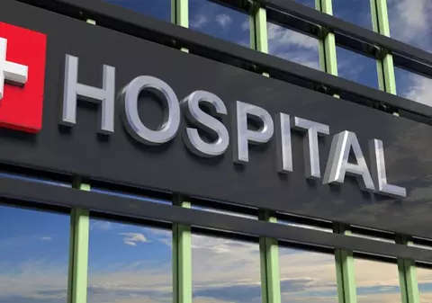 O femeie a văzut moartea cu ochii din pricina unui accident mai puțin obișnuit! Se dusese la distracție, dar a ajuns la spital. Copiii ei au asistat îngroziți