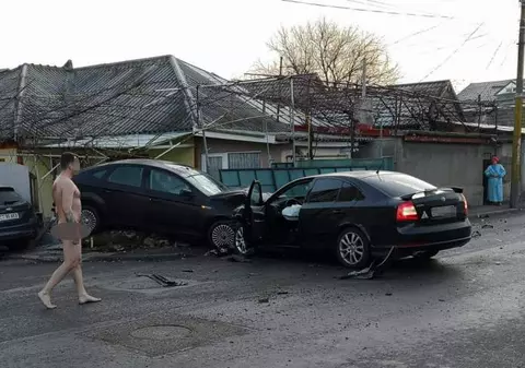 Bărbatul dezbrăcat care a provocat un accident în Constanța a rămas fără permis