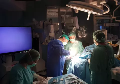 Operație pe creier cu aparatură de 1 milion de euro la Spitalul de Neurochirurgie din Iași
