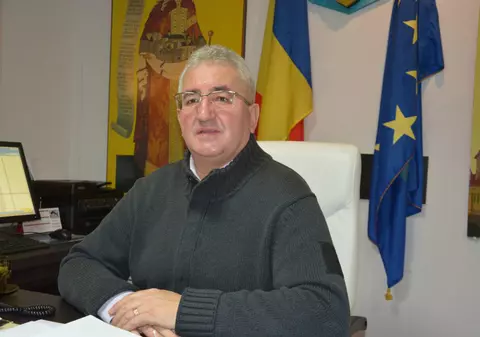 Primarul Sucevei, în autoizolare la primărie. A intrat în contact cu o angajată confirmată pozitiv