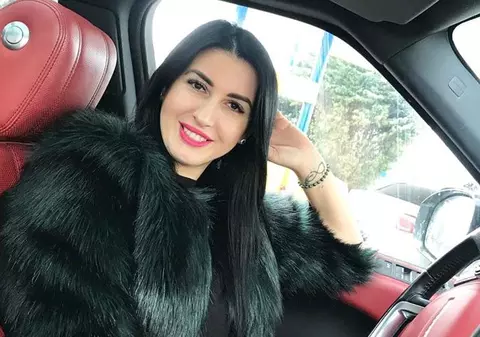 Mirela de la Insula Iubirii, gesturi tandre cu iubitul pe pârtie | FOTO