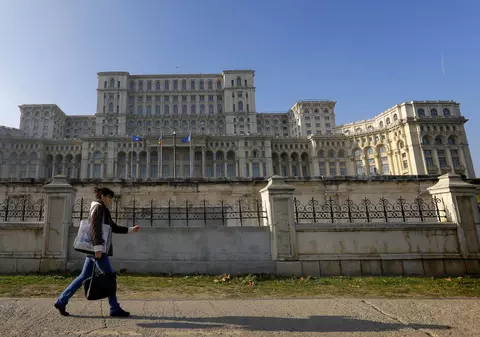 Guvernul a evaluat Palatul Parlamentului. Cât valorează cea mai mare clădire administrativă din lume
