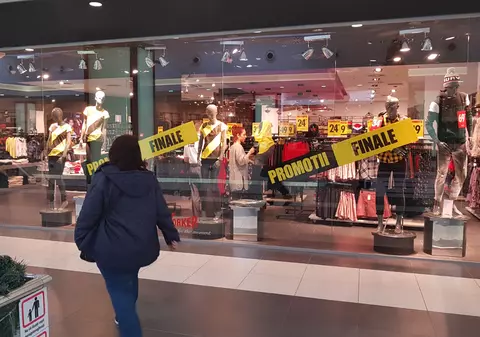 Alertă de promoții false! Comisia Europeană a verificat peste 500 de site-uri de comerț electronic. Aproape 60% aveau nereguli cu privire la prețuri și reduceri