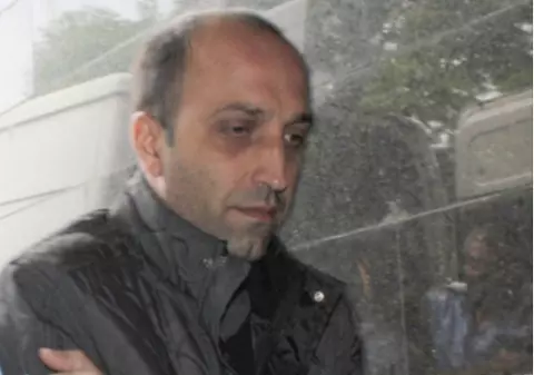După ce și-a ucis sora și a fost întemnițat pe viață, Ghiulal Șaban și-a terorizat fosta soție, fiindcă aceasta și-a refăcut viața. A pus detectivi pe urmele ei