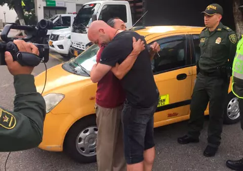 Un antrenor a uitat o mică avere într-un taxi. Șoferul a făcut un gest incredibil