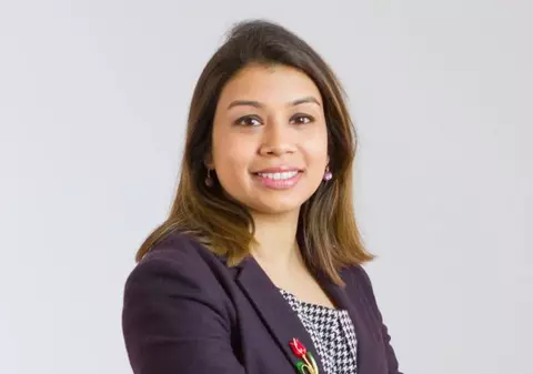 Un parlamentar britanic și-a amânat data la care trebuie să nască pentru a putea vota la acordul pentru Brexit și moțiunea împotriva Theresei May