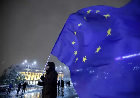 Bucureştiul devine un Bruxelles mai mic: România preia Preşedinţia Consiliului UE. 30.000 de europeni vor vizita ţara noastră