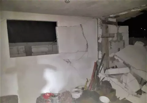 Un bărbat din Argeș și-a aruncat în aer casa pe care o construia. Greșeala care a declanșat explozia