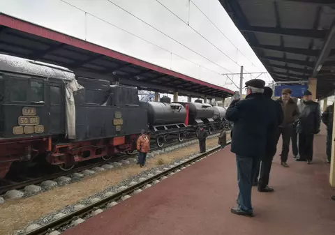 Un bărbat și-a bătut nevasta pe peronul gării din Buzău până a lăsat-o inconștientă! Motivul a fost incredibil