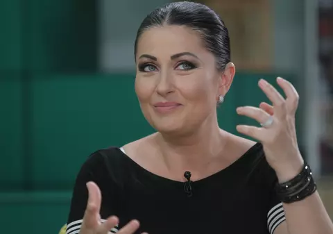Gabriela Cristea și-a amânat cezariana! Va naște la termen, deși medicul a sfătuit-o să o facă mai devreme