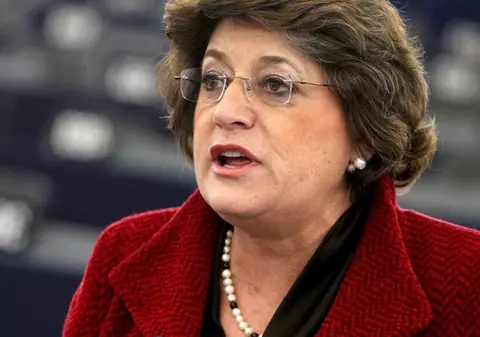 CORESPONDENȚĂ DIN MADRID / Ana Gomes, europarlamentarul care l-a huiduit pe Dragnea: "Românii votează cu picioarele, pleacă din ţară din cauza corupţiei. Nu putem închide ochii la asta" / VIDEO